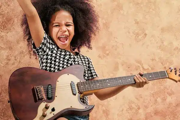 راهنمای خرید گیتار برای کودکان