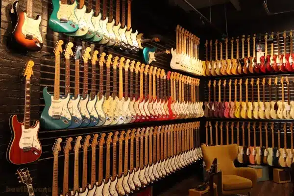 نکات خرید گیتار کارکرده