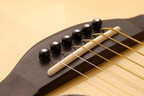 مقایسه انواع سیم گیتار