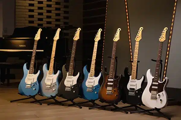 نقد و بررسی گیتارهای یاماها 1 قیمت گیتار یاماها برای مبتدیان