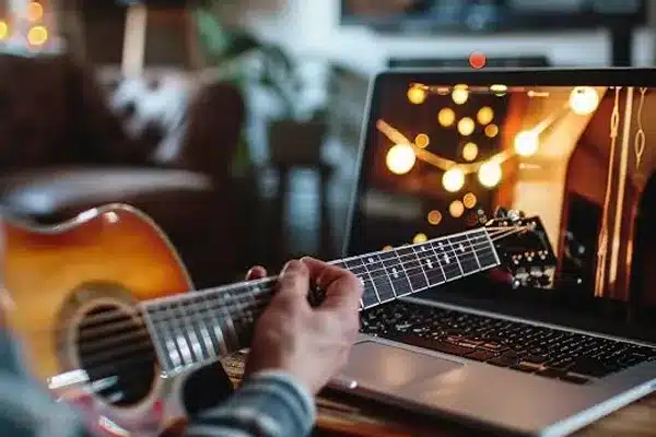 بهترین منابع آنلاین برای یادگیری خودآموز گیتار